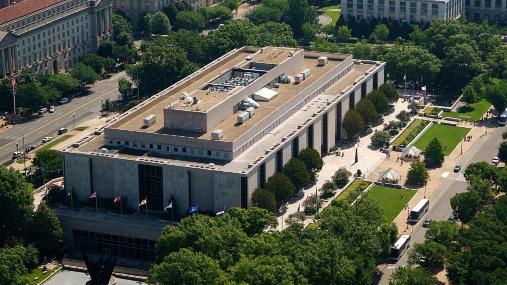 Trump targets museums with college playbook