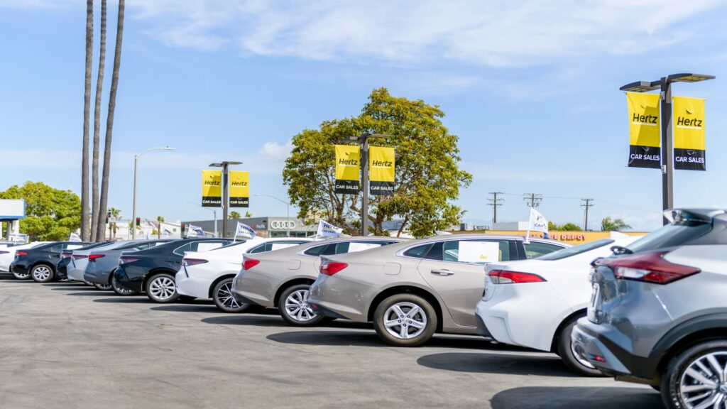Hertz to sell used vehicles online through Amazon Autos partnership